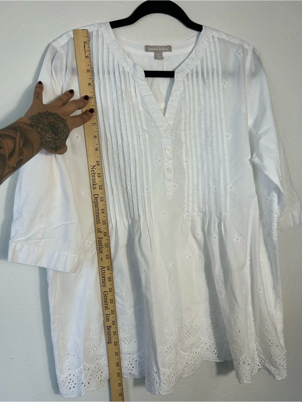 Woman Within White Eyelet Pintuck Tunic Top Plus Size L 18/20 Cotton Boho Blouse - Picture 5 of 7